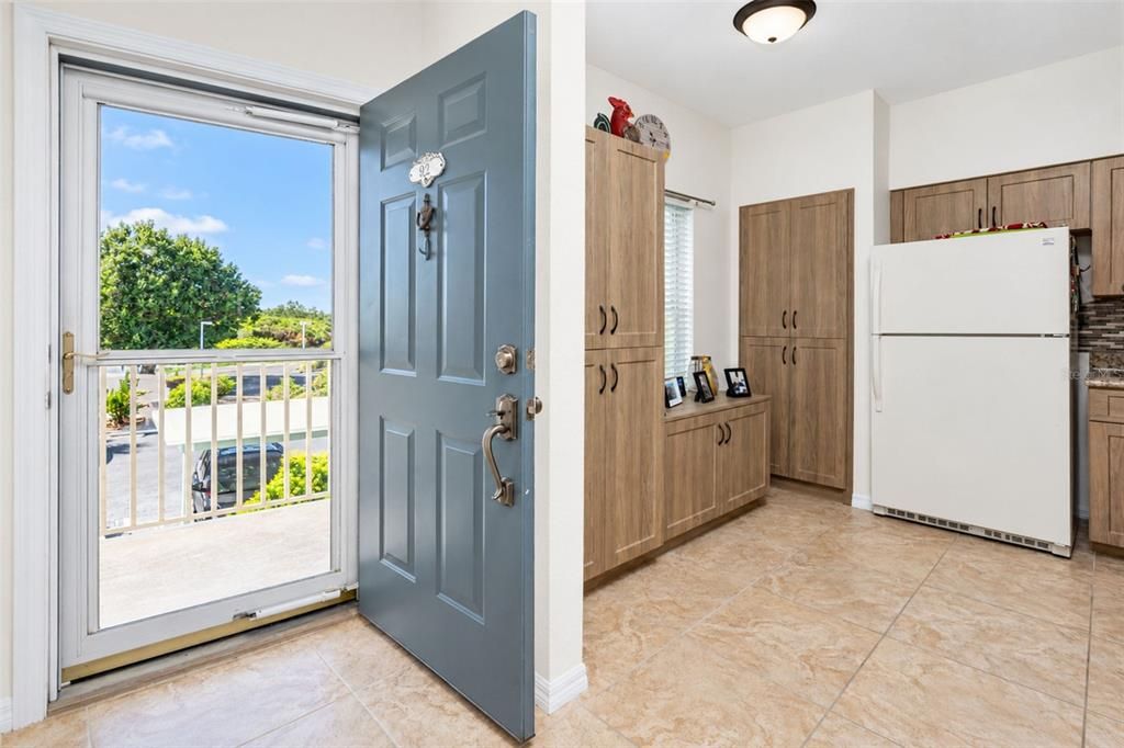 For Sale: $142,723 (2 beds, 2 baths, 1205 Square Feet)