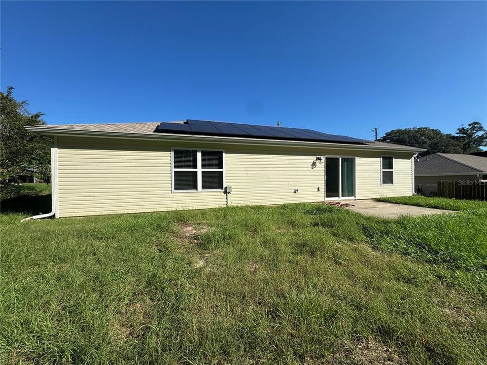 En Venta: $240,000 (3 camas, 2 baños, 1252 Pies cuadrados)