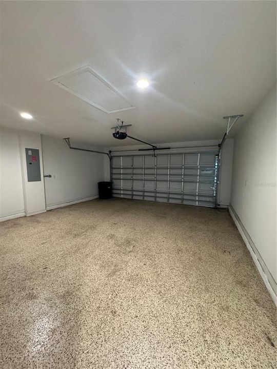 En Venta: $240,000 (3 camas, 2 baños, 1252 Pies cuadrados)