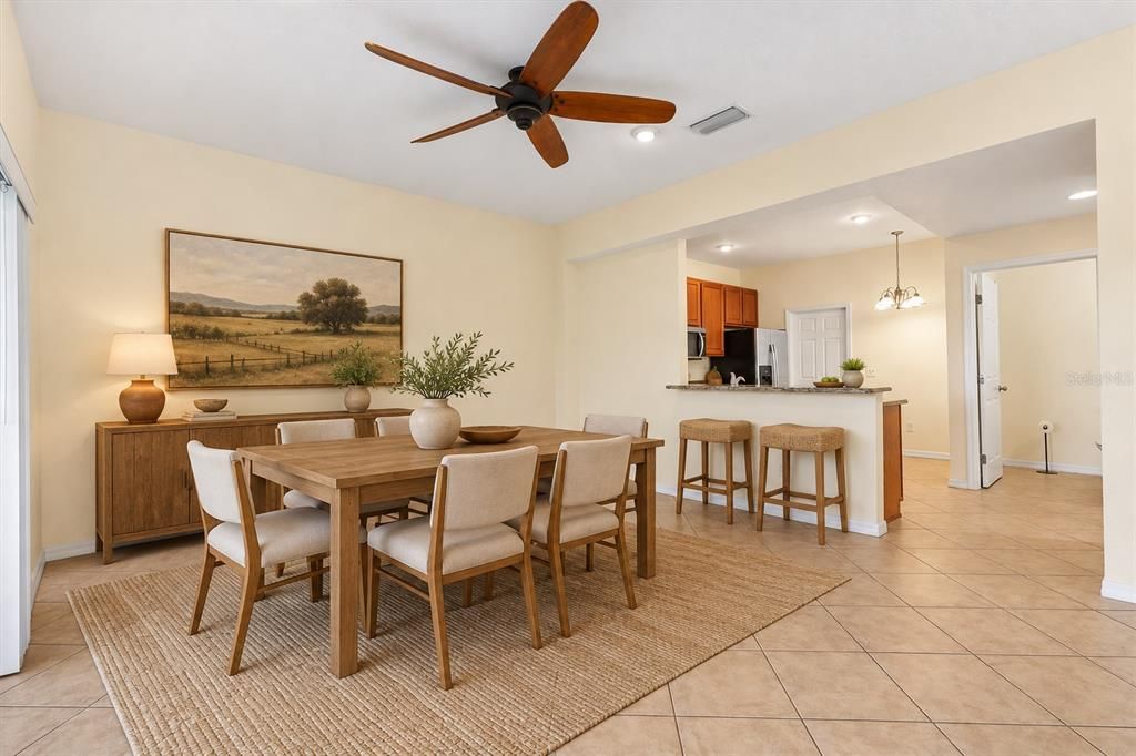 En Venta: $269,000 (3 camas, 2 baños, 1815 Pies cuadrados)