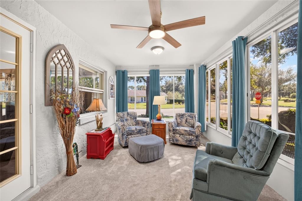 For Sale: $219,900 (2 beds, 2 baths, 1621 Square Feet)
