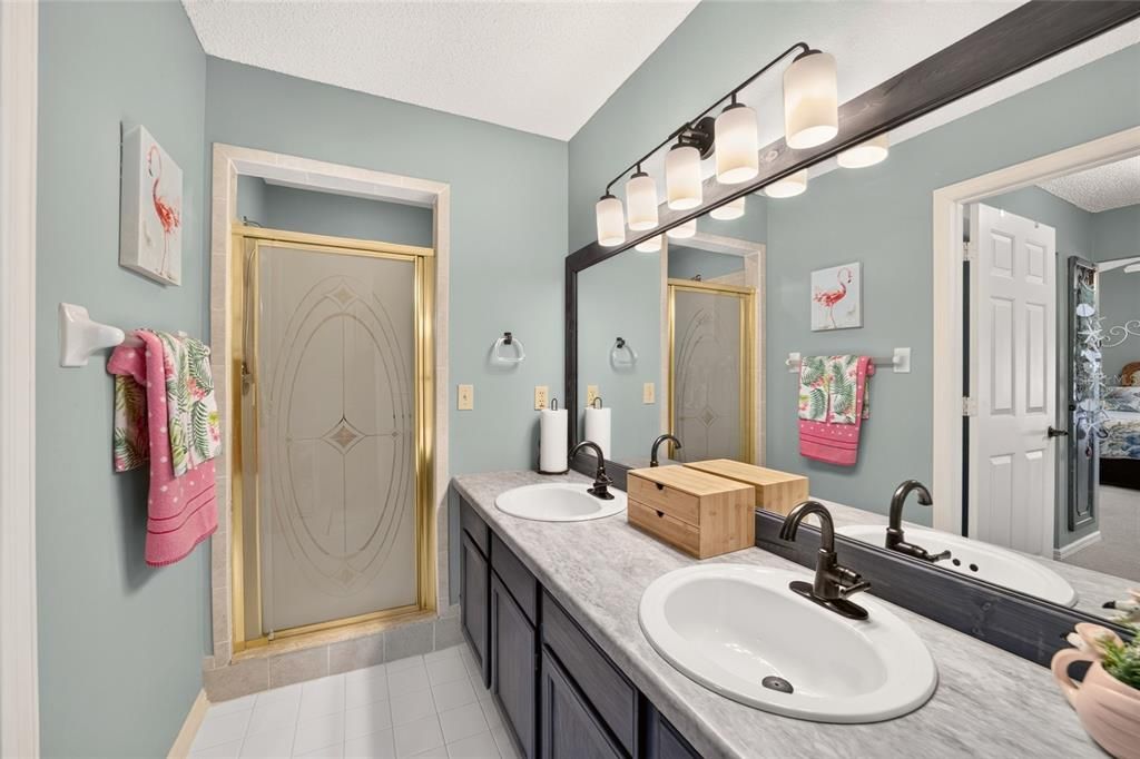 For Sale: $219,900 (2 beds, 2 baths, 1621 Square Feet)