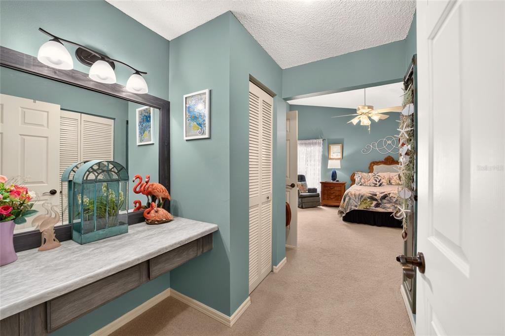 For Sale: $219,900 (2 beds, 2 baths, 1621 Square Feet)