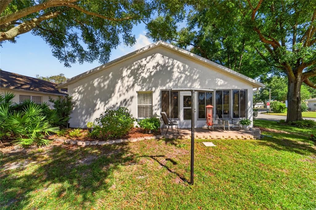 For Sale: $219,900 (2 beds, 2 baths, 1621 Square Feet)