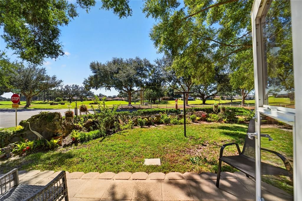 For Sale: $219,900 (2 beds, 2 baths, 1621 Square Feet)