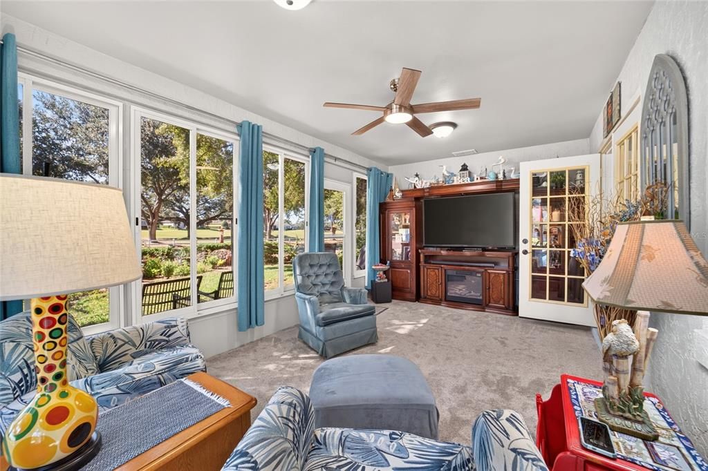 For Sale: $219,900 (2 beds, 2 baths, 1621 Square Feet)