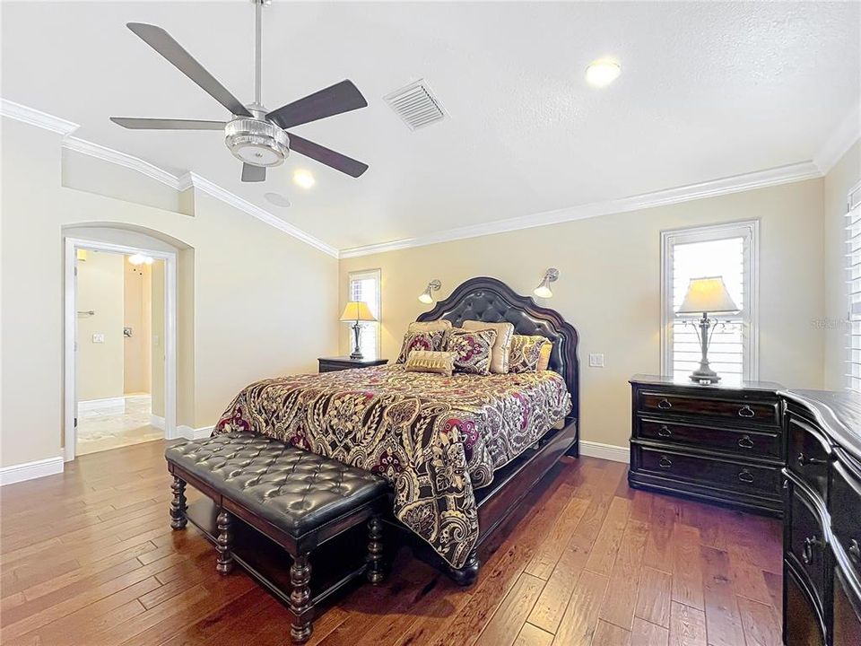 For Sale: $2,550,000 (4 beds, 4 baths, 3504 Square Feet)