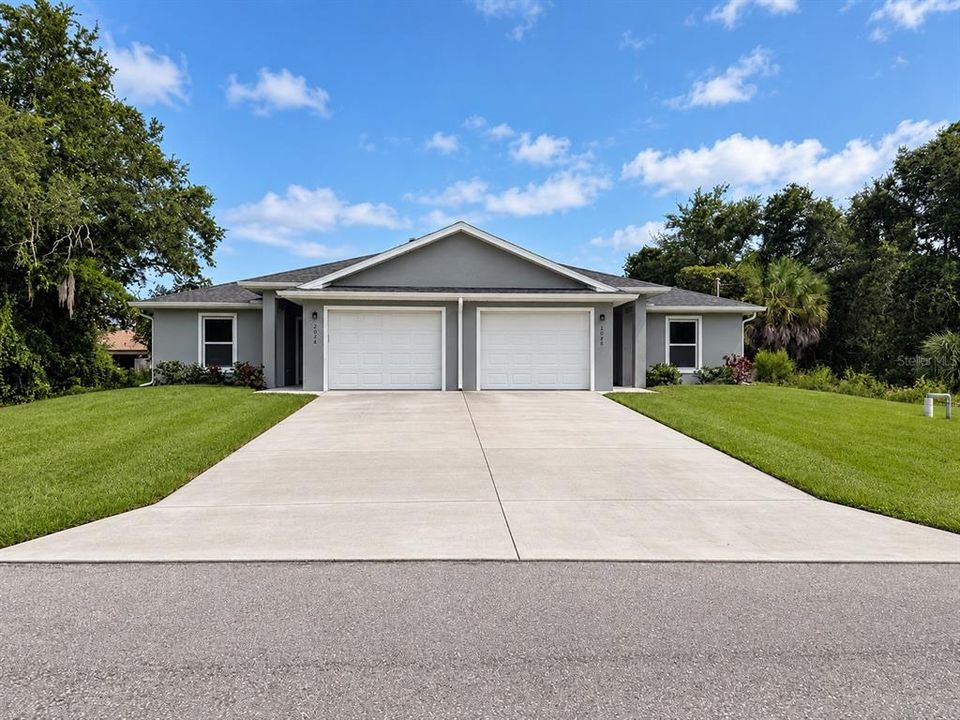 待售: $475,000 (6 贝兹, 0 浴室, 2400 平方英尺)