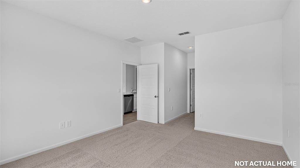 En Venta: $362,400 (3 camas, 2 baños, 1618 Pies cuadrados)
