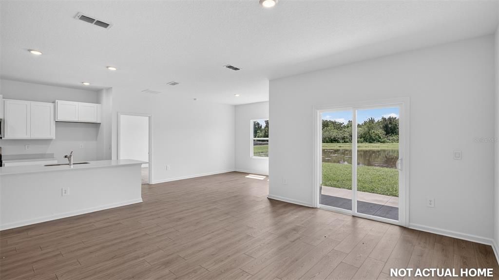 En Venta: $362,400 (3 camas, 2 baños, 1618 Pies cuadrados)