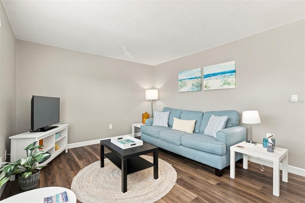 For Sale: $1,450,000 (4 beds, 0 baths, 1700 Square Feet)
