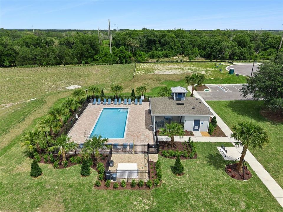 For Sale: $325,990 (4 beds, 2 baths, 1758 Square Feet)