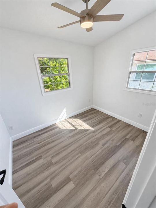 For Sale: $257,900 (3 beds, 1 baths, 864 Square Feet)