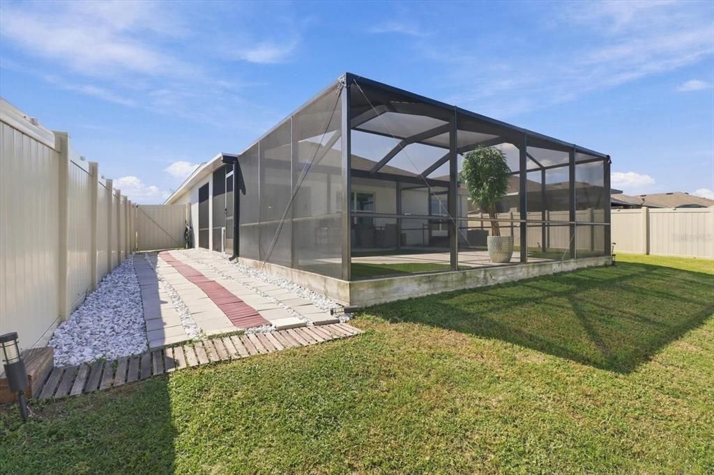 На продажу: $318,000 (4 спален, 2 ванн, 1828 Квадратных фут)