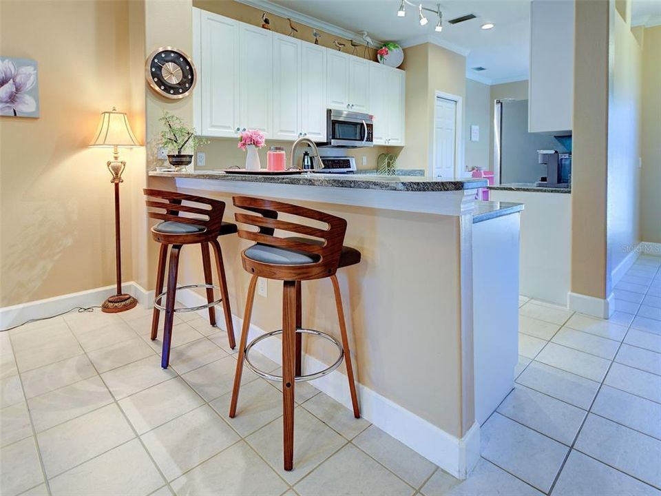 En Venta: $350,000 (2 camas, 2 baños, 1402 Pies cuadrados)