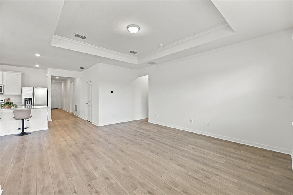 На продажу: $399,000 (4 спален, 2 ванн, 1849 Квадратных фут)