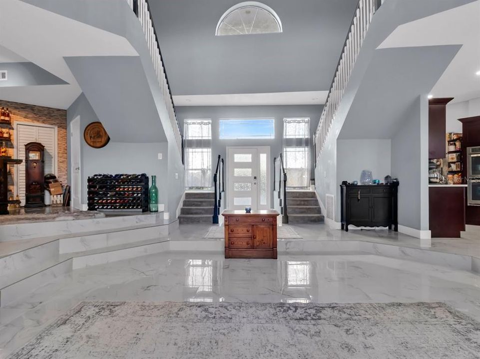 На продажу: $895,000 (3 спален, 3 ванн, 2345 Квадратных фут)