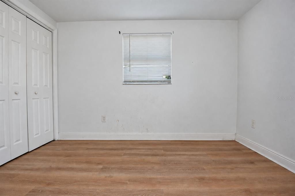 For Sale: $160,000 (3 beds, 1 baths, 1008 Square Feet)