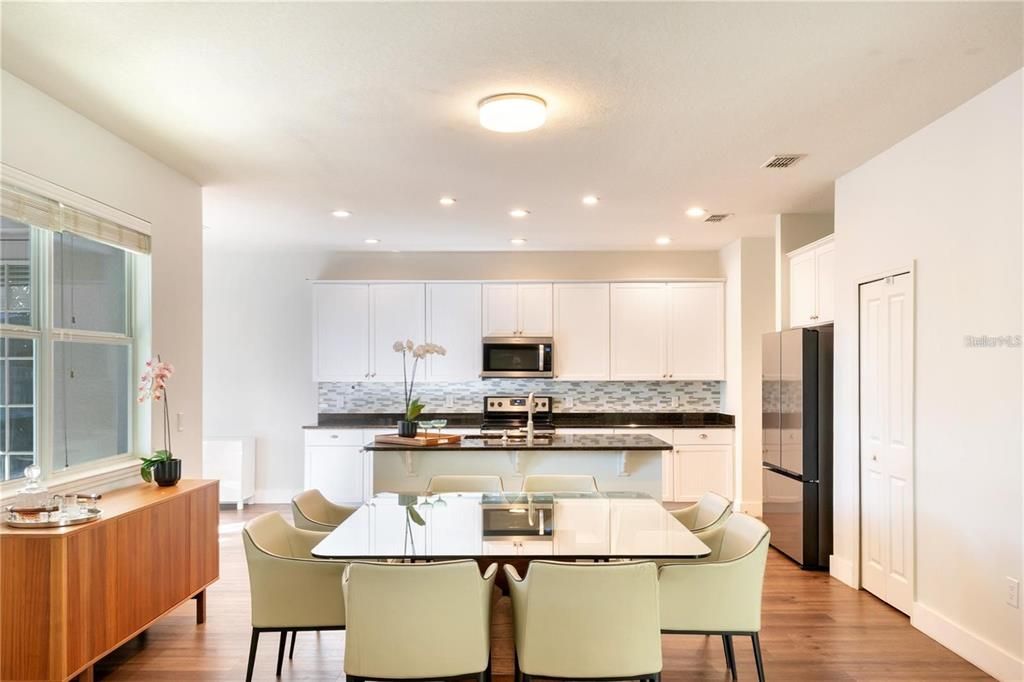 For Sale: $649,000 (3 beds, 3 baths, 2744 Square Feet)