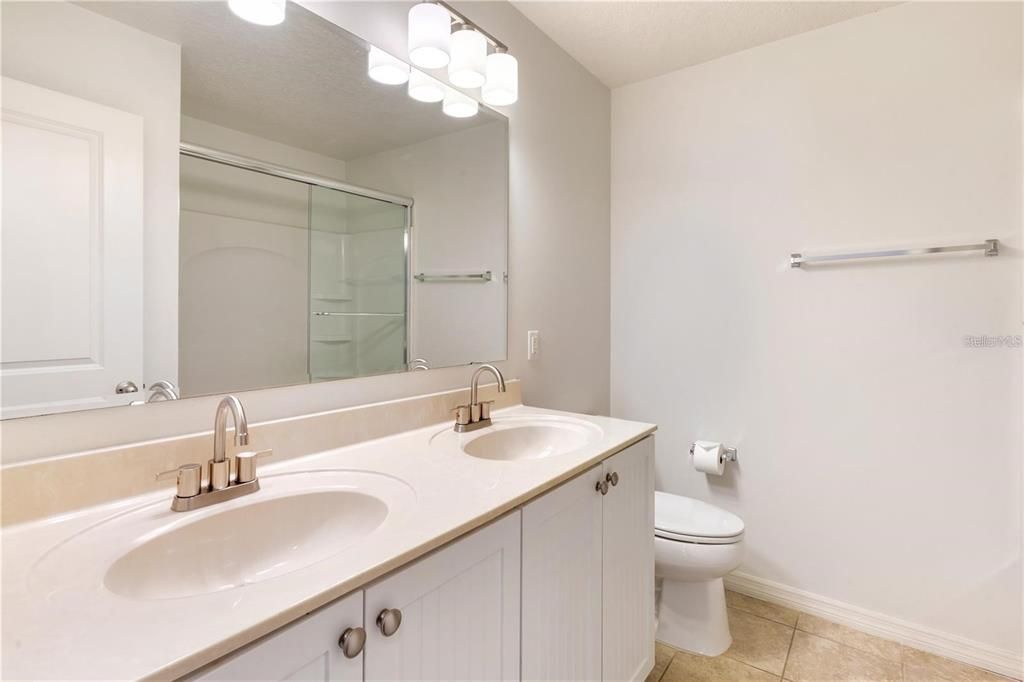 For Sale: $649,000 (3 beds, 3 baths, 2744 Square Feet)