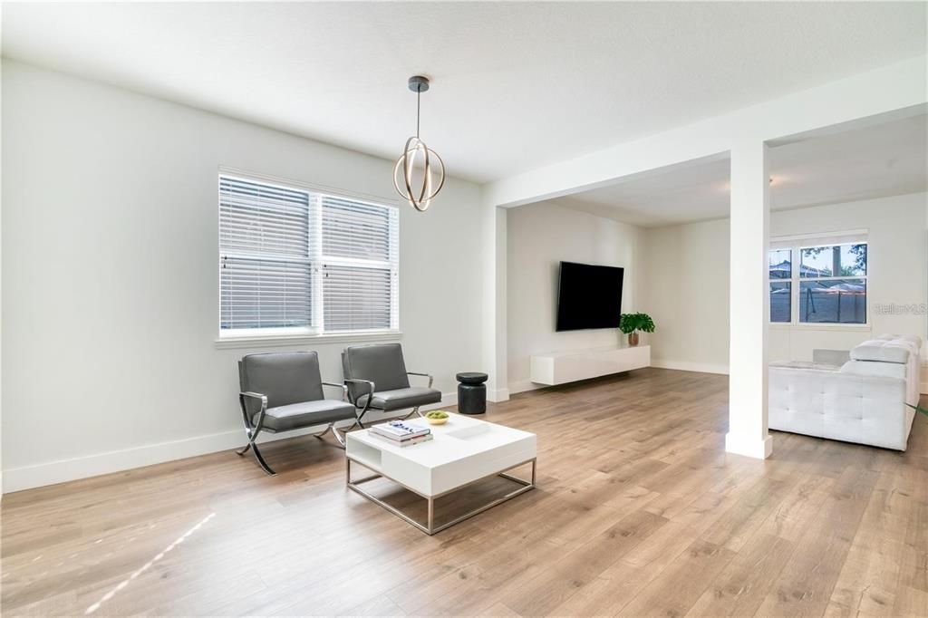 For Sale: $649,000 (3 beds, 3 baths, 2744 Square Feet)