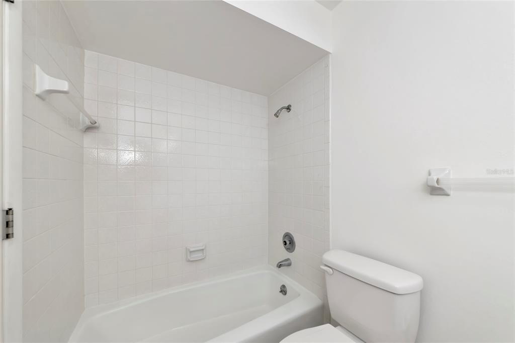 En Venta: $275,000 (2 camas, 2 baños, 1193 Pies cuadrados)