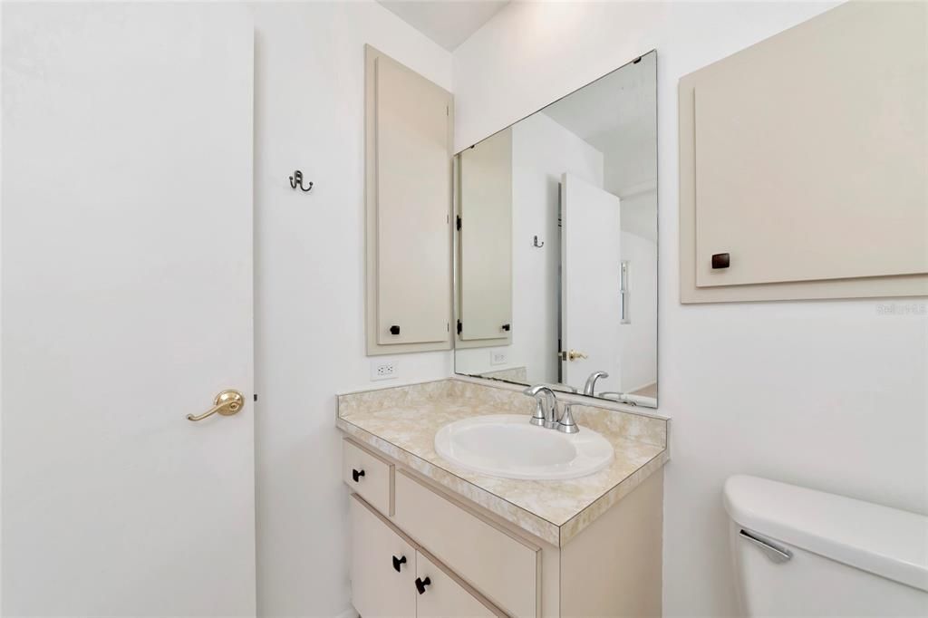 En Venta: $275,000 (2 camas, 2 baños, 1193 Pies cuadrados)