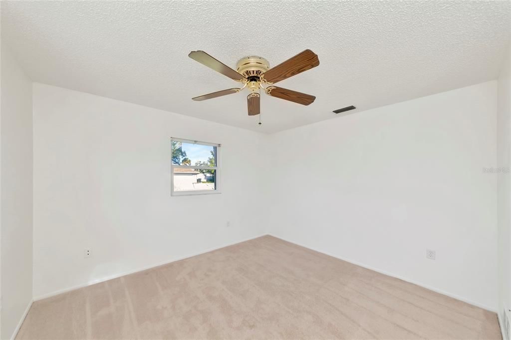 En Venta: $275,000 (2 camas, 2 baños, 1193 Pies cuadrados)