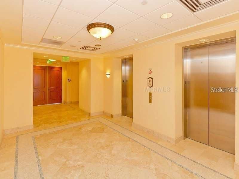 На продажу: $9,000 (0 спален, 0 ванн, 1036 Квадратных фут)