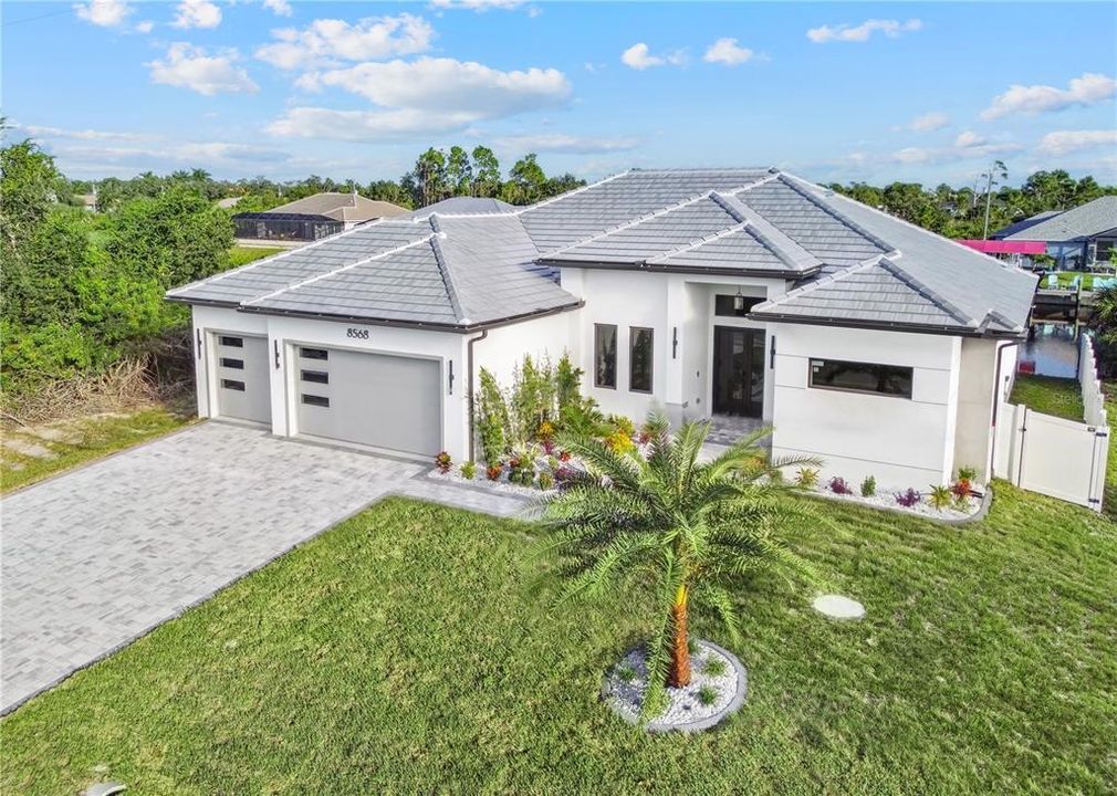 На продажу: $1,099,000 (4 спален, 3 ванн, 2306 Квадратных фут)
