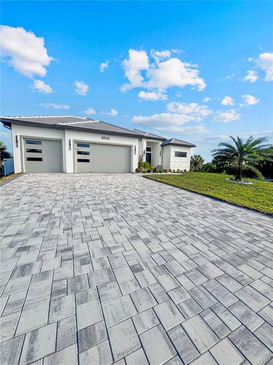 На продажу: $1,099,000 (4 спален, 3 ванн, 2306 Квадратных фут)