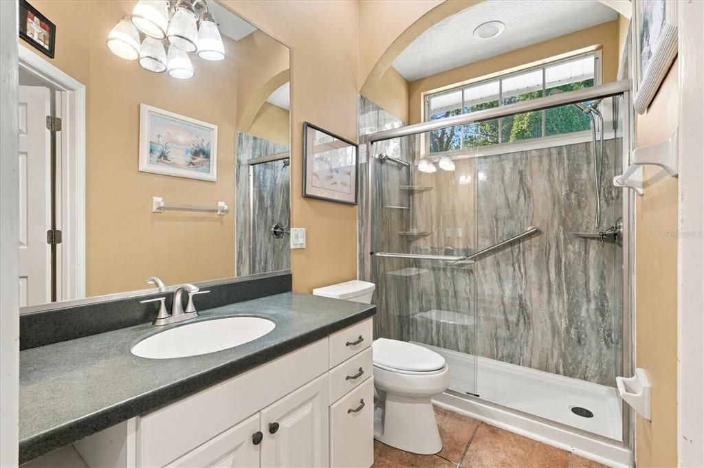 En Venta: $574,900 (3 camas, 3 baños, 2096 Pies cuadrados)