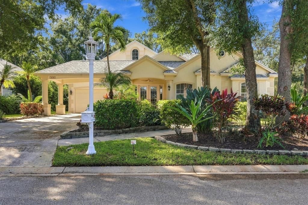 En Venta: $574,900 (3 camas, 3 baños, 2096 Pies cuadrados)