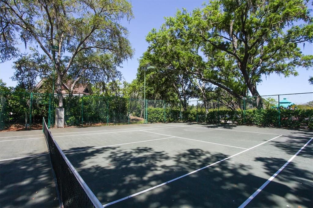 En Venta: $574,900 (3 camas, 3 baños, 2096 Pies cuadrados)
