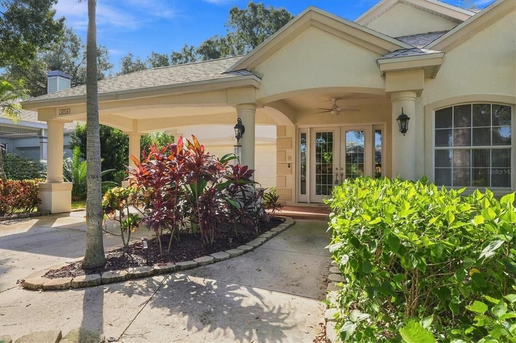 En Venta: $574,900 (3 camas, 3 baños, 2096 Pies cuadrados)