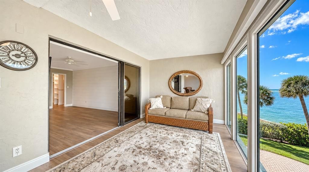На продажу: $1,359,000 (2 спален, 2 ванн, 1626 Квадратных фут)