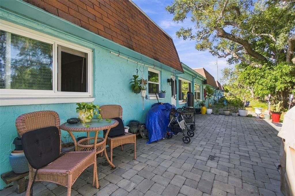 На продажу: $115,000 (1 спален, 1 ванн, 902 Квадратных фут)