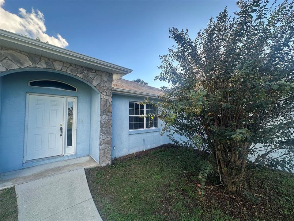 For Sale: $220,000 (3 beds, 2 baths, 1858 Square Feet)
