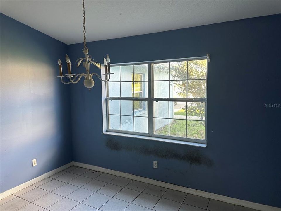 For Sale: $220,000 (3 beds, 2 baths, 1858 Square Feet)