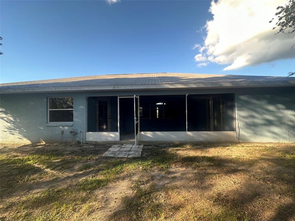 For Sale: $220,000 (3 beds, 2 baths, 1858 Square Feet)