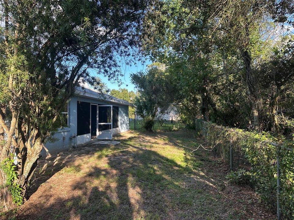 For Sale: $220,000 (3 beds, 2 baths, 1858 Square Feet)