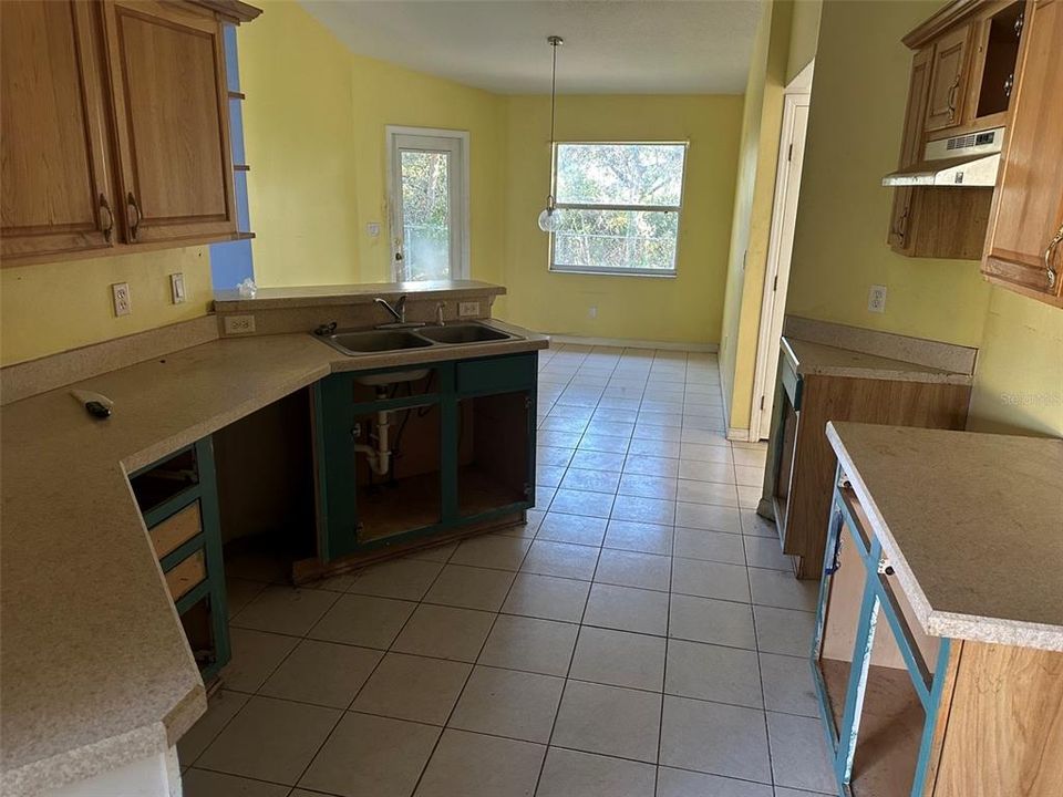 For Sale: $220,000 (3 beds, 2 baths, 1858 Square Feet)