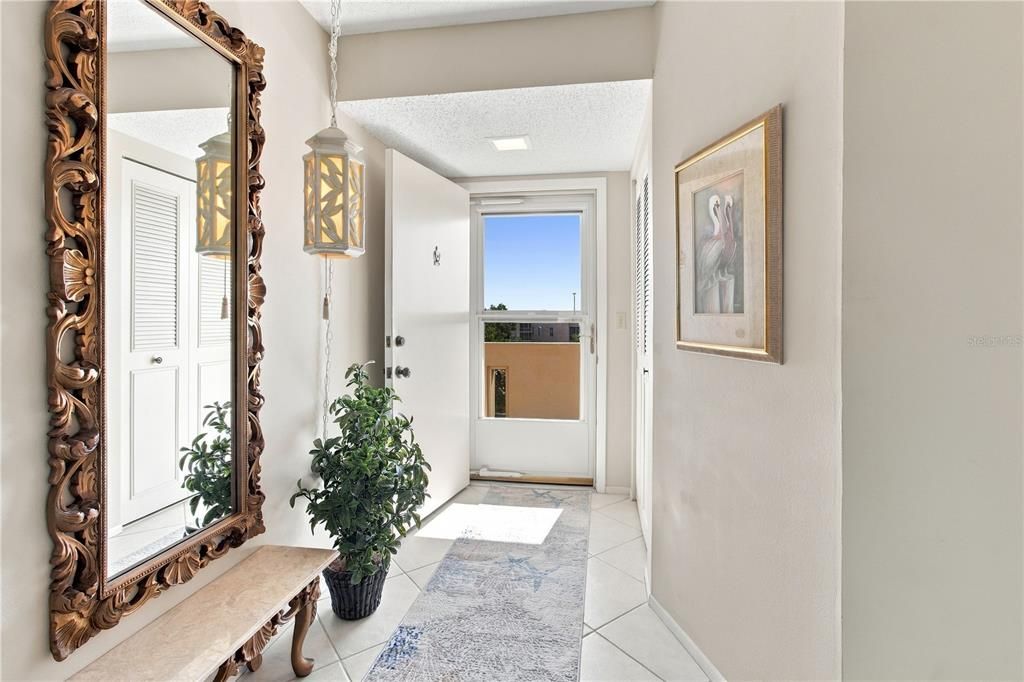 En Venta: $139,500 (2 camas, 2 baños, 1008 Pies cuadrados)