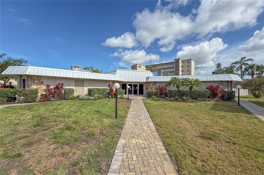 En Venta: $139,500 (2 camas, 2 baños, 1008 Pies cuadrados)