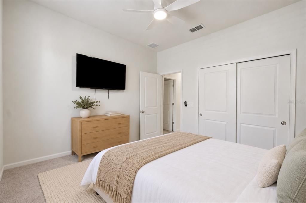 For Sale: $389,900 (3 beds, 2 baths, 1752 Square Feet)
