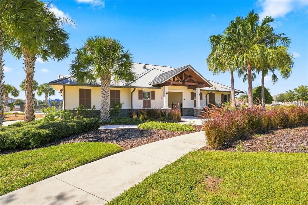 For Sale: $389,900 (3 beds, 2 baths, 1752 Square Feet)