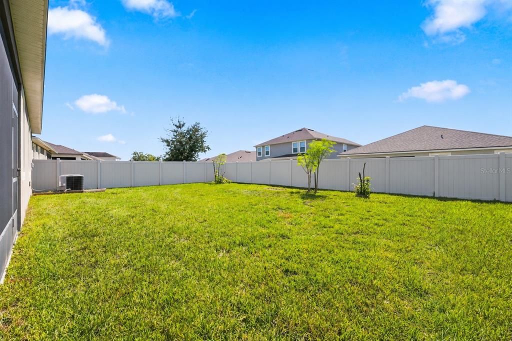 For Sale: $389,900 (3 beds, 2 baths, 1752 Square Feet)