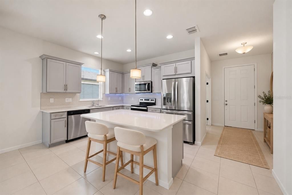 For Sale: $389,900 (3 beds, 2 baths, 1752 Square Feet)