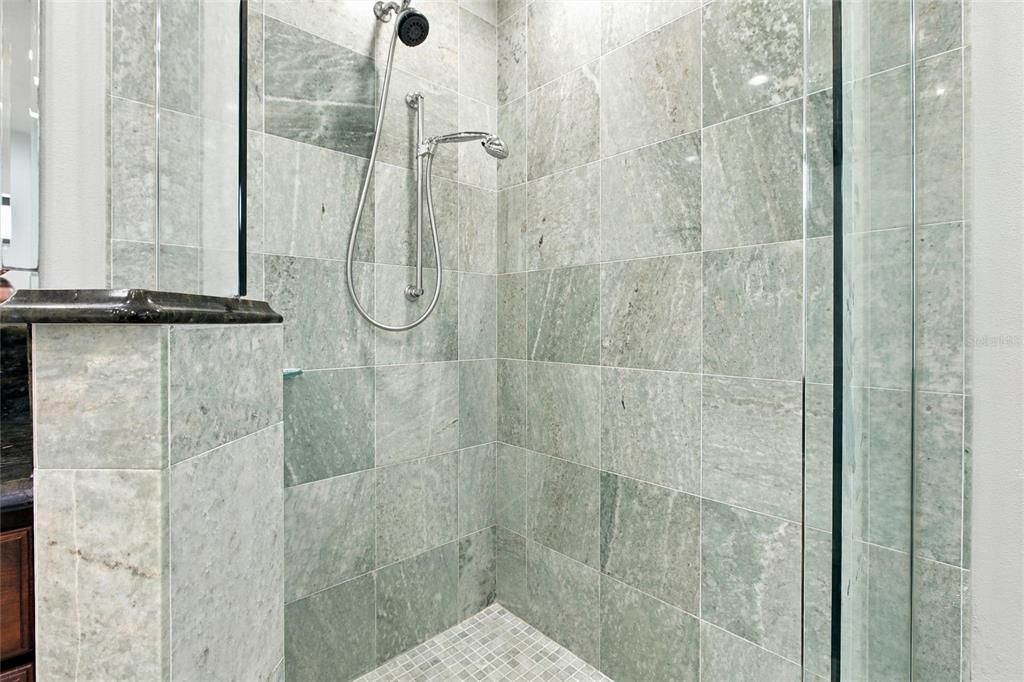 En Venta: $629,000 (3 camas, 2 baños, 1866 Pies cuadrados)