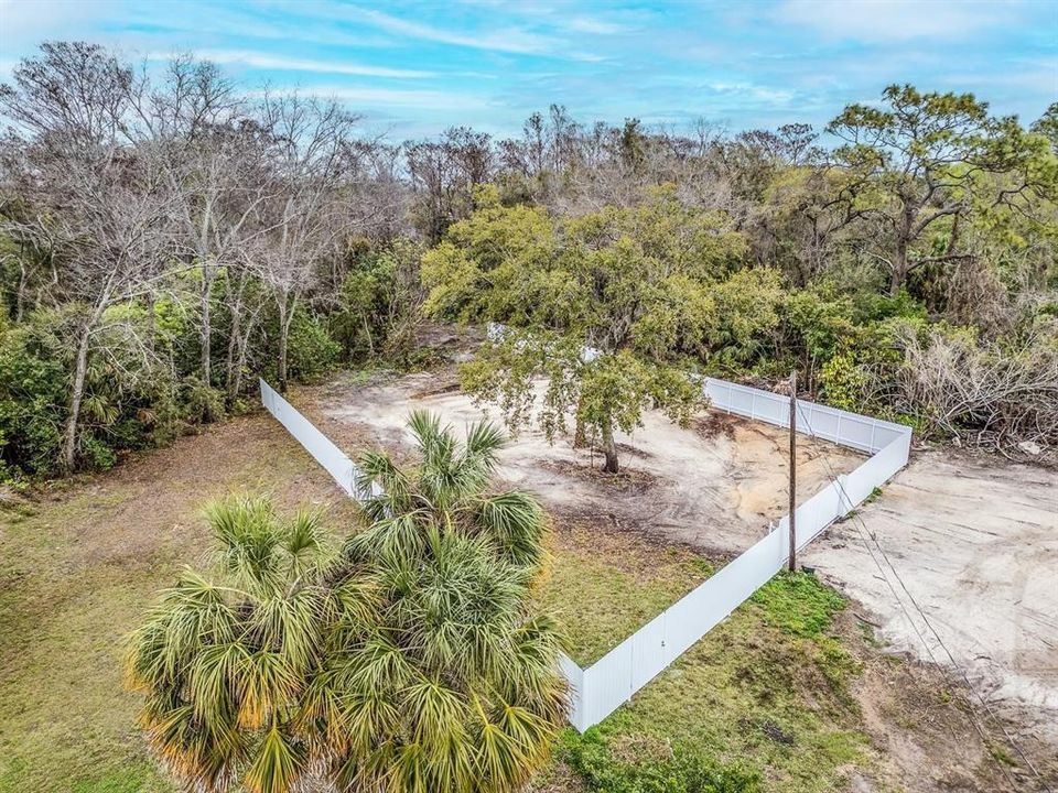 На продажу: $89,000 (0.26 acres)